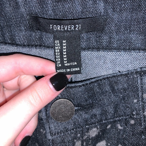 Shorts - Picture 2 of 2